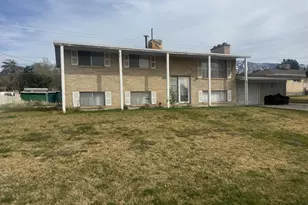 8629 S Vaquero Dr, Sandy, UT 84107 - Photo 1