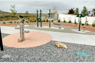 6577 S High Bluff Dr, West Valley, UT 84118 - Photo 43