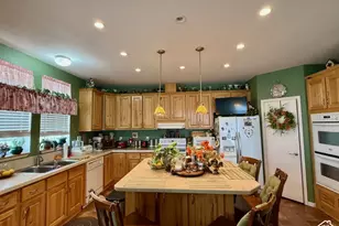 2780 S Bunch Grass Dr, Garden City, UT 84028 - Photo 19