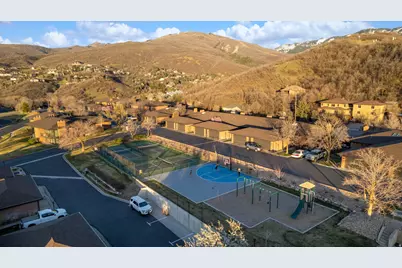 2115 S Ridgewood Way, Bountiful, UT 84010 - Photo 33