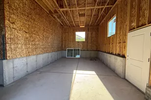 829 S 2200 E, Springville, UT 84663 - Photo 25