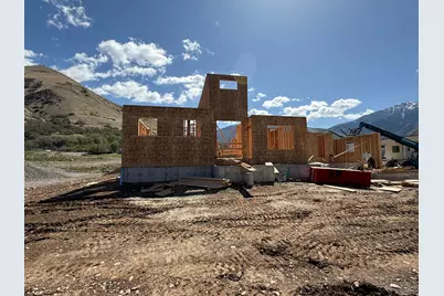 829 S 2200 E, Springville, UT 84663 - Photo 1