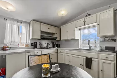 75 W 250 N #12, Clearfield, UT 84015 - Photo 5