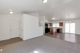 4519 E Bridleway Rd, Eagle Mountain, UT 84005 - Photo 3