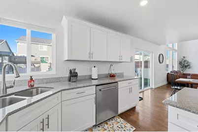 12498 S Oceanside Dr, Herriman, UT 84096 - Photo 13