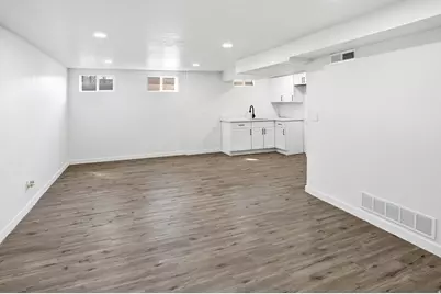 8154 S Roosevelt St, Midvale, UT 84047 - Photo 17