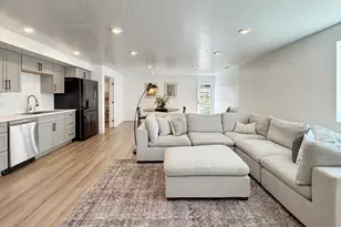 739 W Powderwood Ln, Mapleton, UT 84664 - Photo 49