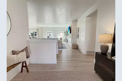 739 W Powderwood Ln, Mapleton, UT 84664 - Photo 7