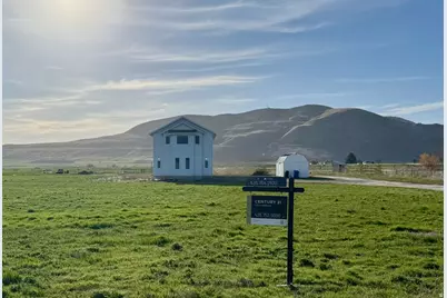 1445 S 800 E, Trenton, UT 84338 - Photo 3