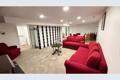 9088 S Julie Ann Way, West Jordan, UT 84088 - Photo 17