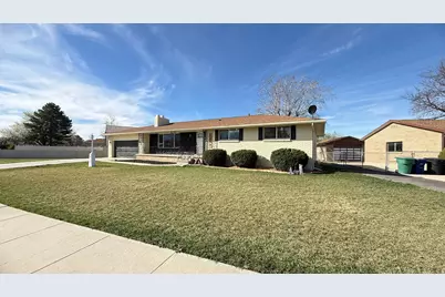 9088 S Julie Ann Way, West Jordan, UT 84088 - Photo 3