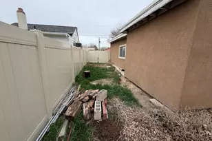 211 S 700 E, Price, UT 84501 - Photo 33