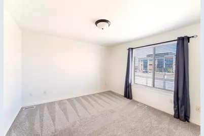 390 N 700 W, Vernal, UT 84078 - Photo 17