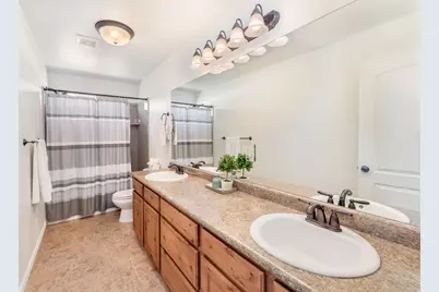 390 N 700 W, Vernal, UT 84078 - Photo 21