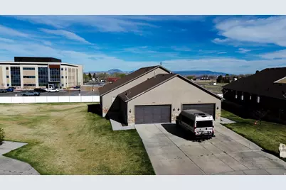 390 N 700 W, Vernal, UT 84078 - Photo 1