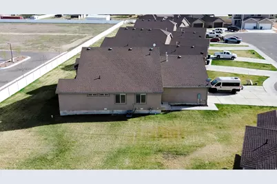 390 N 700 W, Vernal, UT 84078 - Photo 3