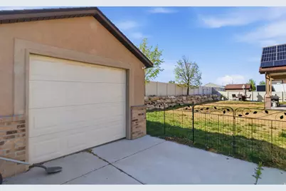 15766 S Gunstock Dr, Bluffdale, UT 84065 - Photo 45