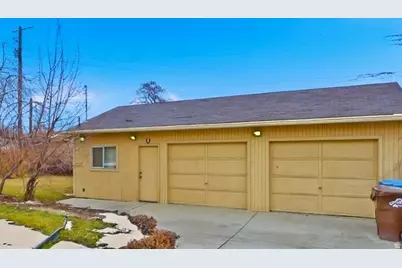 2342 W 6200 S, Taylorsville, UT 84129 - Photo 17