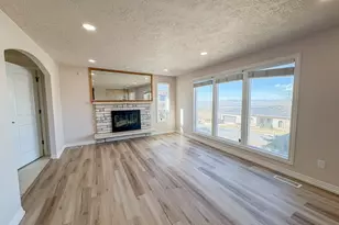 610 Meadowlark Ln, Bountiful, UT 84010 - Photo 9