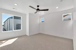 649 E Ryegrass Dr, Eagle Mountain, UT 84005 - Photo 9