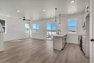 649 E Ryegrass Dr, Eagle Mountain, UT 84005 - Photo 3