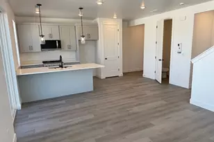 649 E Ryegrass Dr, Eagle Mountain, UT 84005 - Photo 7