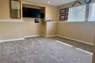 276 W Virginia Ave, Harrisville, UT 84404 - Photo 21