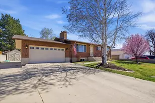 1230 N 685 W, Orem, UT 84057 - Photo 27