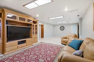 1230 N 685 W, Orem, UT 84057 - Photo 17