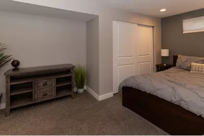 2226 E Castle Hill Ave S, Cottonwood Heights, UT 84121 - Photo 33