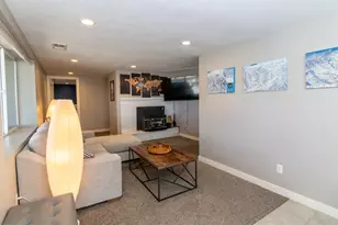 2226 E Castle Hill Ave S, Cottonwood Heights, UT 84121 - Photo 27