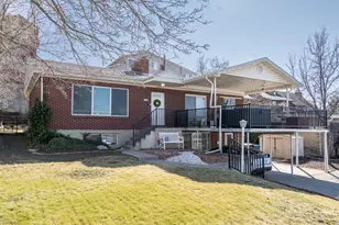 2226 E Castle Hill Ave S, Cottonwood Heights, UT 84121 - Photo 49