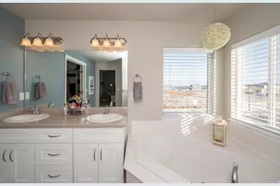 4112 E Gazelle Run, Eagle Mountain, UT 84005 - Photo 31