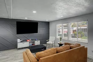 4996 Del Prado St, Murray, UT 84117 - Photo 19