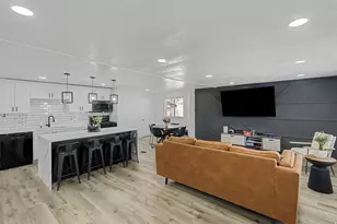 4996 Del Prado St, Murray, UT 84117 - Photo 9