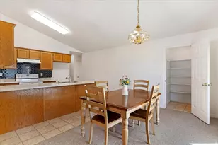 1450 Black Mountain Dr, Ogden, UT 84405 - Photo 7