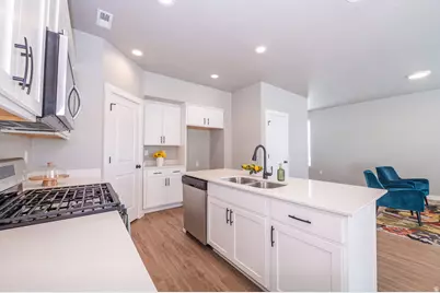 3497 S 4250 W #559, West Haven, UT 84401 - Photo 15