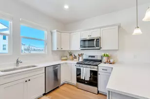 13907 S Canaan Peak Dr W, Herriman, UT 84096 - Photo 5