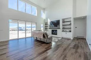 873 W Cherry Orchard Ln Ln W, Grantsville, UT 84029 - Photo 5