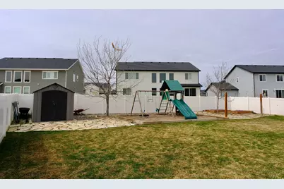 2032 S 1955 W, Woods Cross, UT 84087 - Photo 27