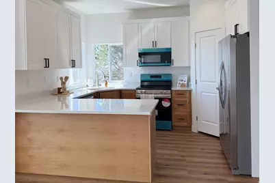 5053 Cheyenne Cir, Ogden, UT 84403 - Photo 9