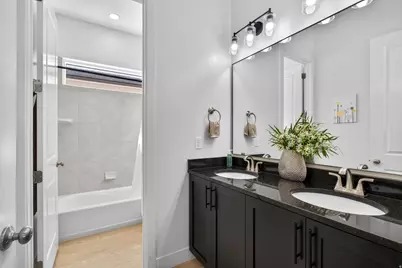 111 N Black Ave, Washington, UT 84780 - Photo 41