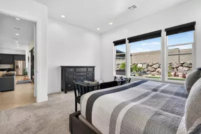 111 N Black Ave, Washington, UT 84780 - Photo 25