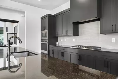 111 N Black Ave, Washington, UT 84780 - Photo 13