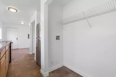 1060 E Sullivan Rd, Ogden, UT 84403 - Photo 25