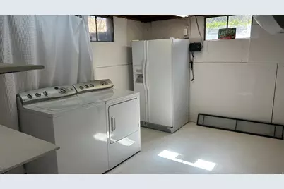 2084 Robins Ave, Ogden, UT 84401 - Photo 15