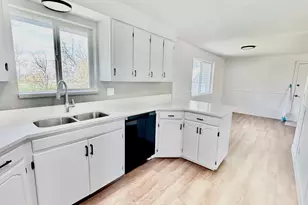 620 W 300 N, Hyrum, UT 84319 - Photo 5