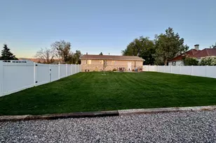 246 S 200 E, Mount Pleasant, UT 84647 - Photo 11