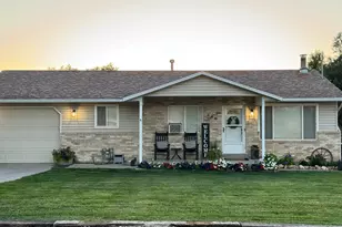 246 S 200 E, Mount Pleasant, UT 84647 - Photo 17