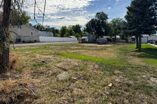 246 S 200 E, Mount Pleasant, UT 84647 - Photo 3